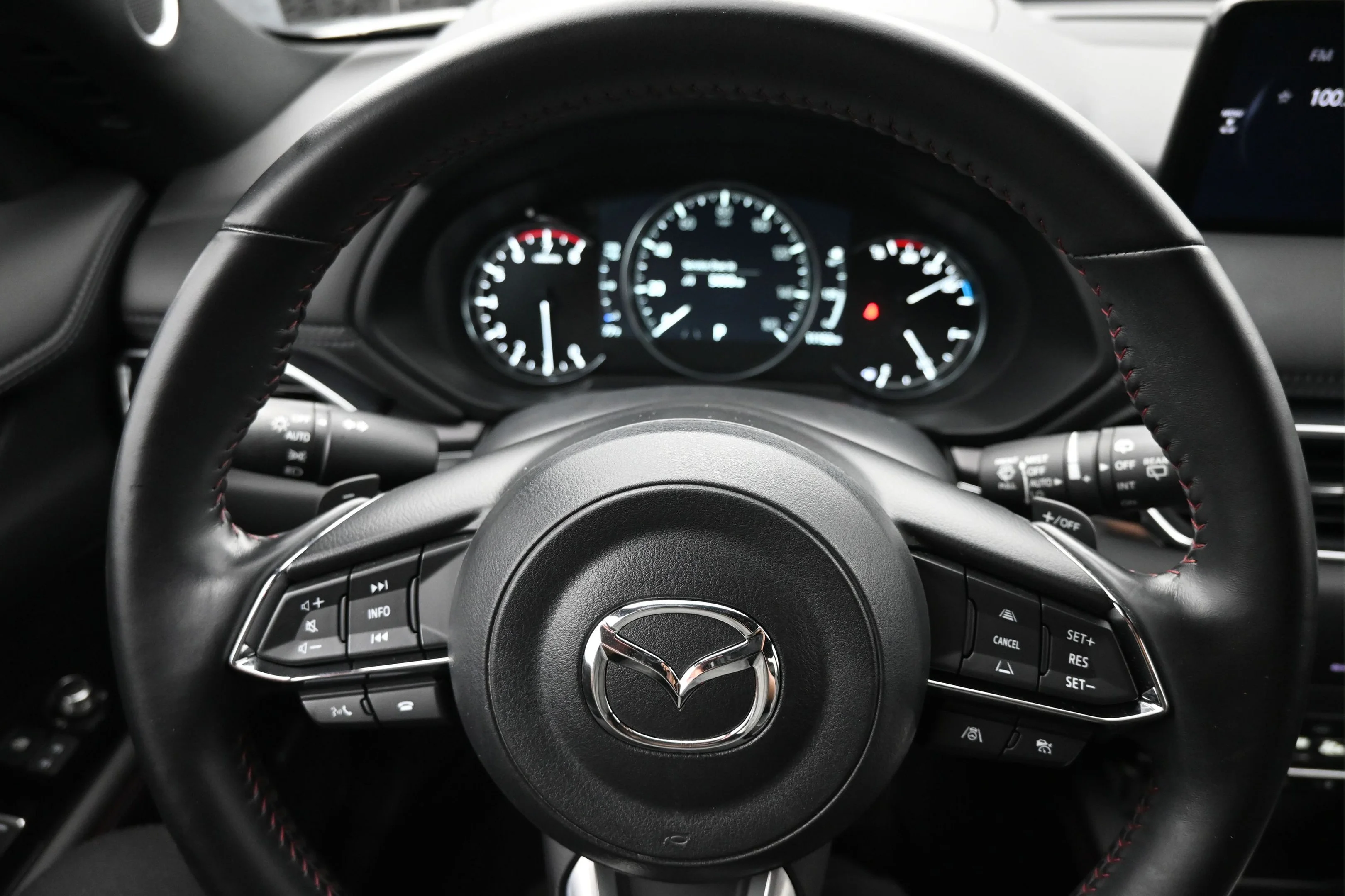 Used 2024 Rhodium White Metallic Mazda 2.5 Turbo Premium Package image 16