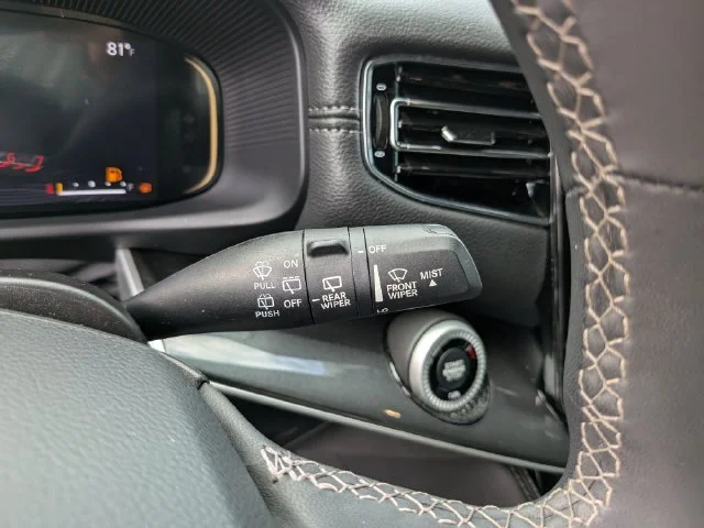 Used 2023 Gray Jeep Base image 33