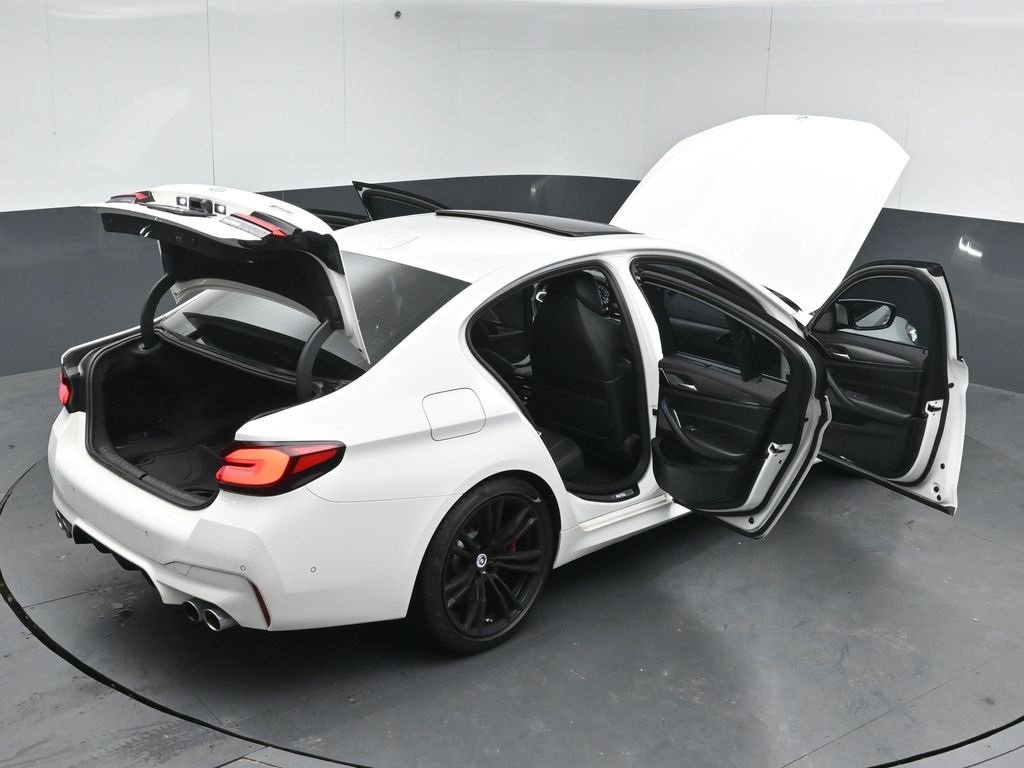 2022 BMW M5 - Image 49