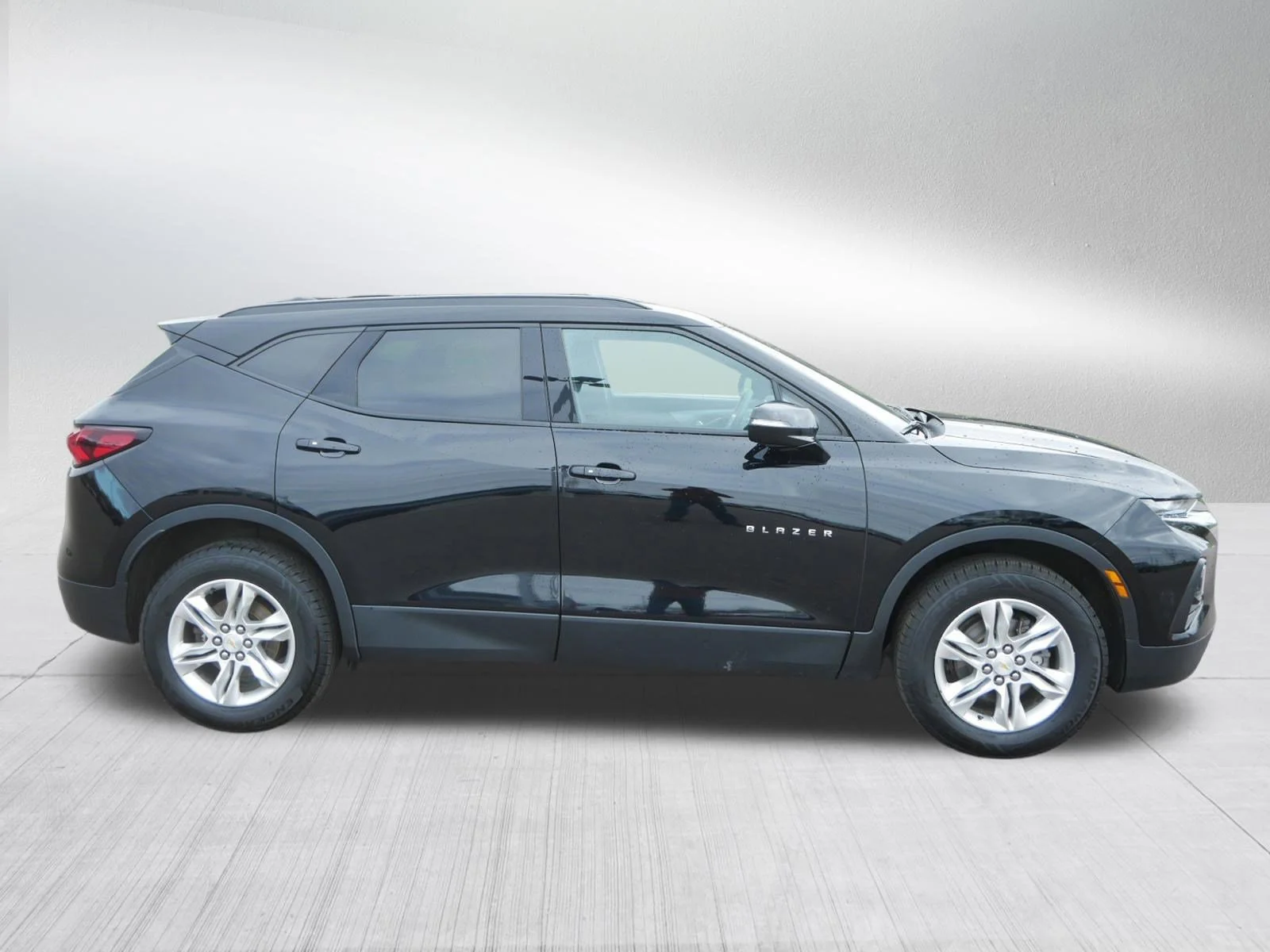 Used 2022 Black Chevrolet LT image 8