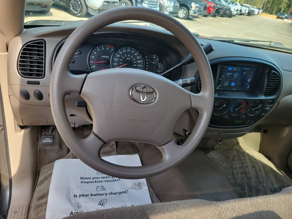 Used 2005 Gray Toyota Base image 21