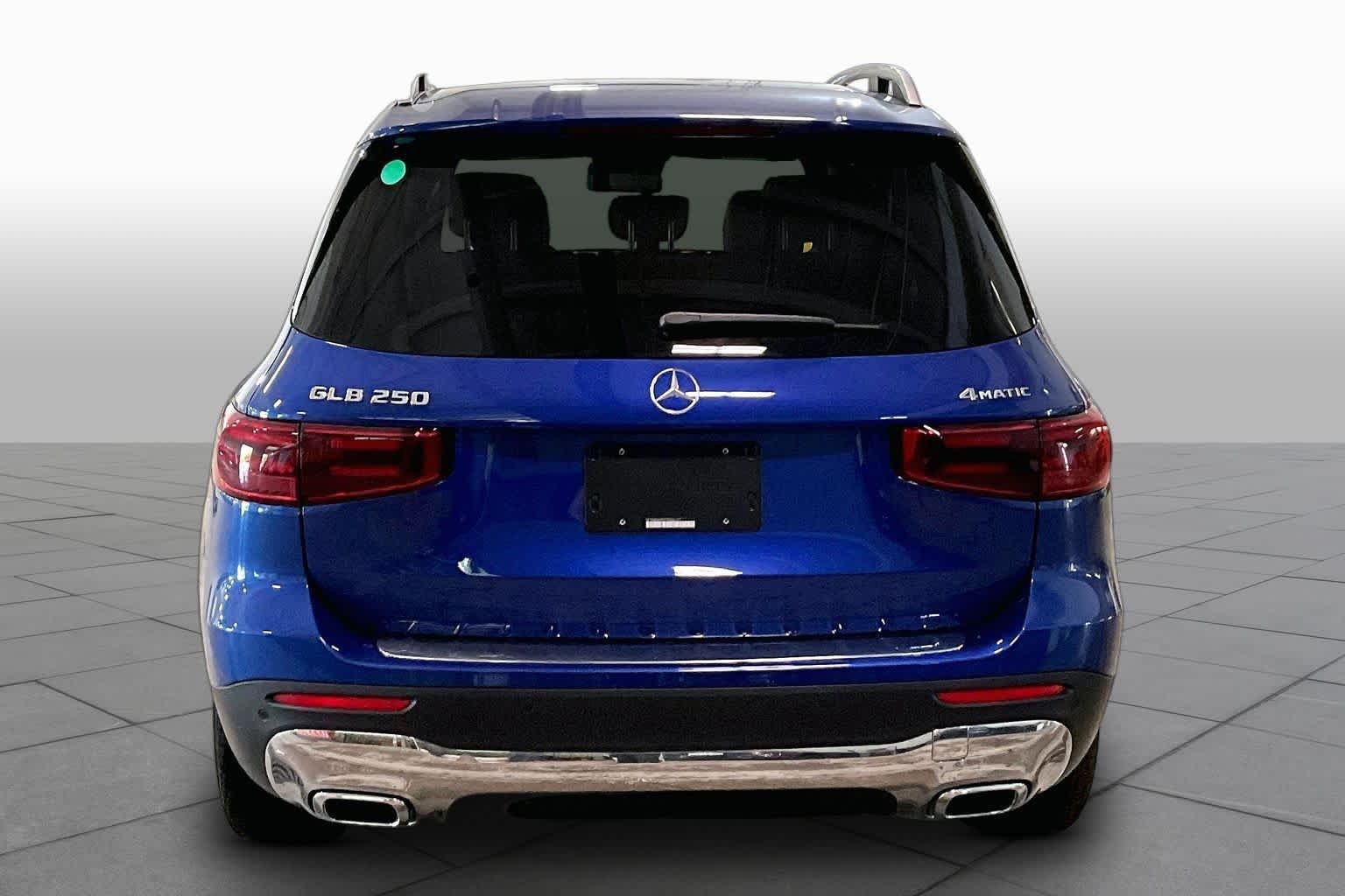 New 2026 Starling Blue Metallic Mercedes-Benz GLB 250 image 5