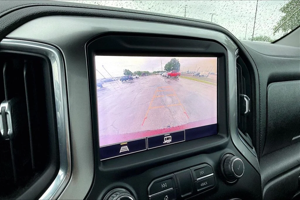 Used 2021 Red Chevrolet LT image 13