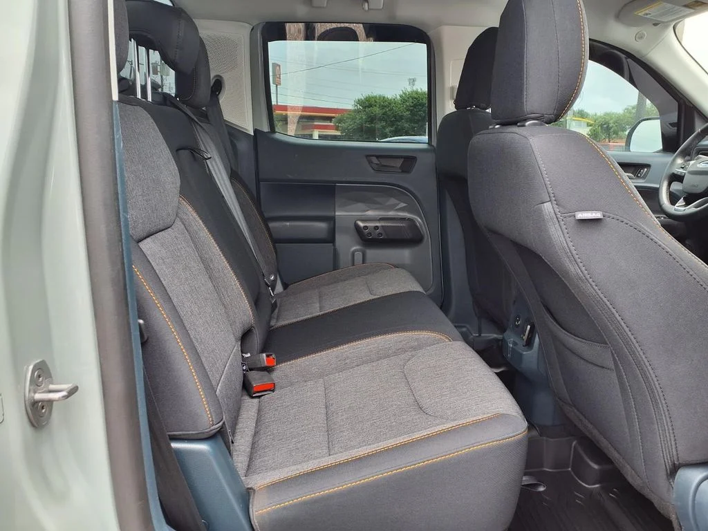 Used 2024 Green Ford XLT image 7