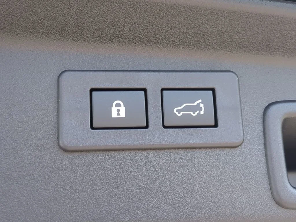 2026 Subaru Outback Limited - Photo 10