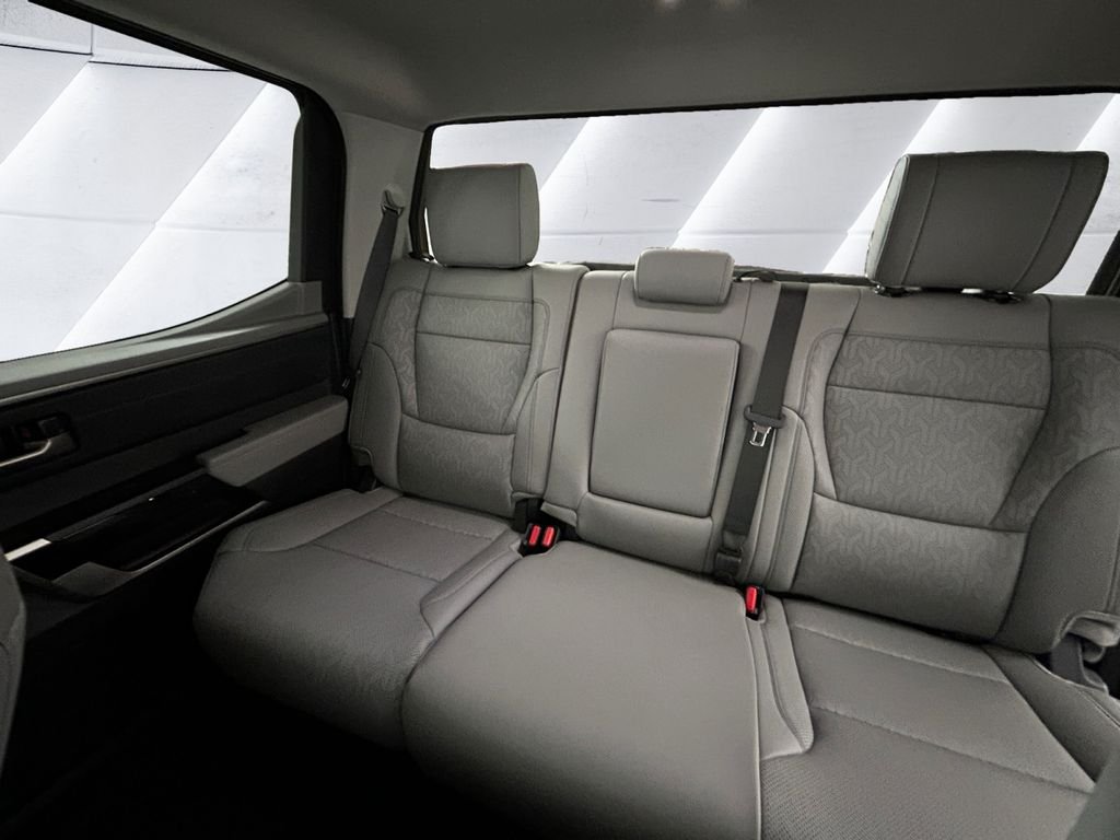 2023 Toyota Tundra Limited - Photo 18