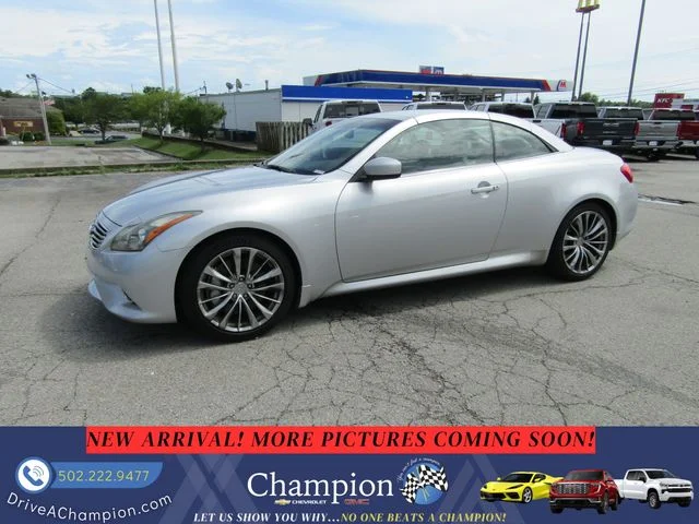2011 INFINITI G's photo