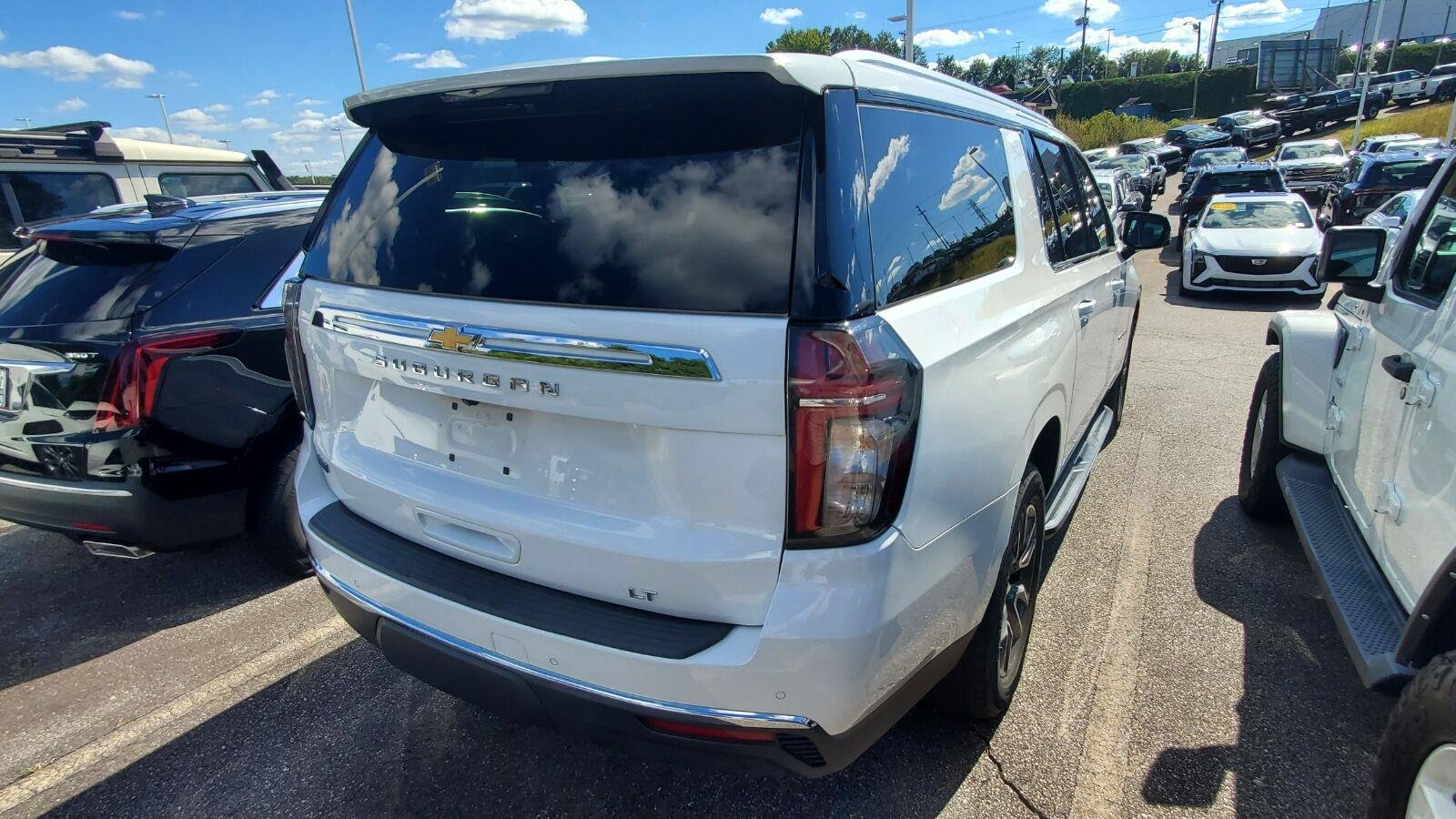 Used 2022 SUMMIT WHITE Chevrolet LT image 10