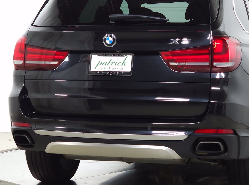 Used 2017 Black Sapphire Metallic BMW xDrive50i image 10