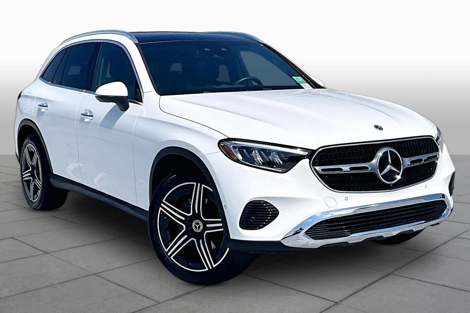 Used 2026 Polar White Mercedes-Benz GLC 300 image 3