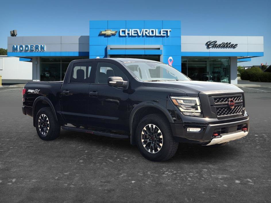 Used 2023 Super Black Nissan PRO-4X image 6