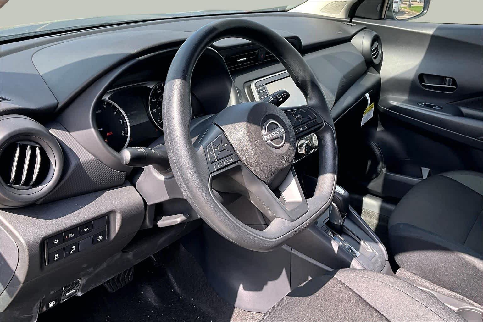 Certified Used 2025 Gun Metallic Nissan S image 17