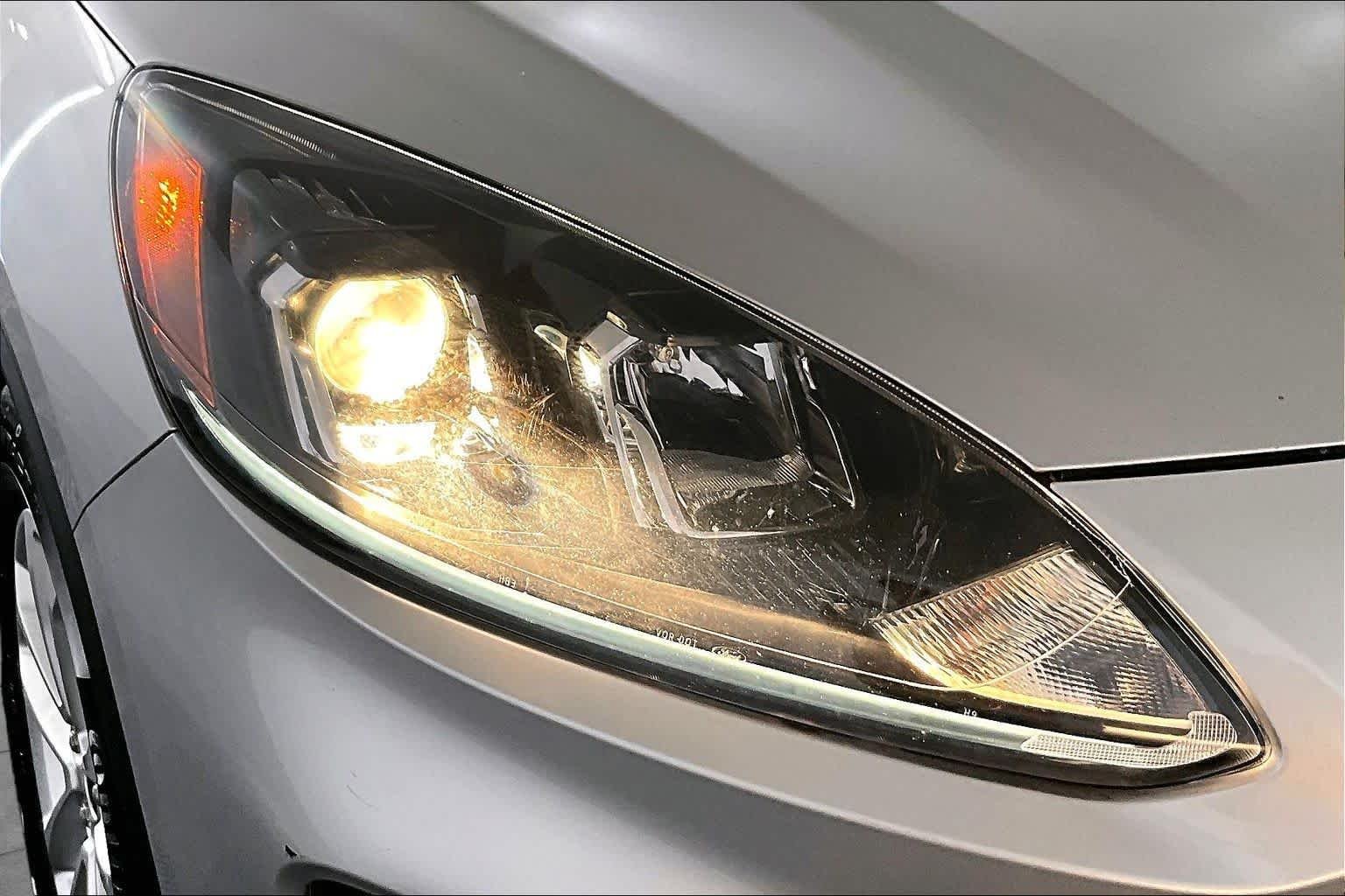 Used 2020 Ingot Silver Metallic Ford SE image 26