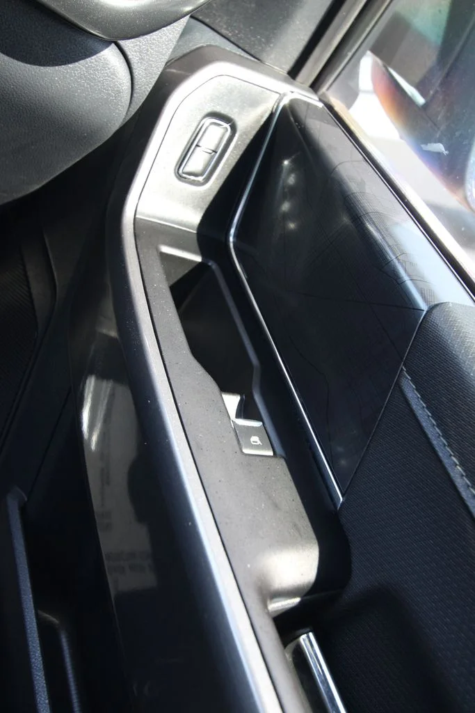 Used 2023  Ford XLT image 24