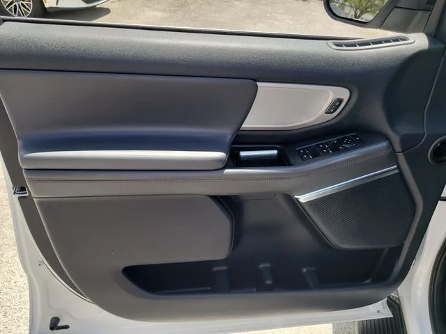Used 2025 White Ford Active image 18