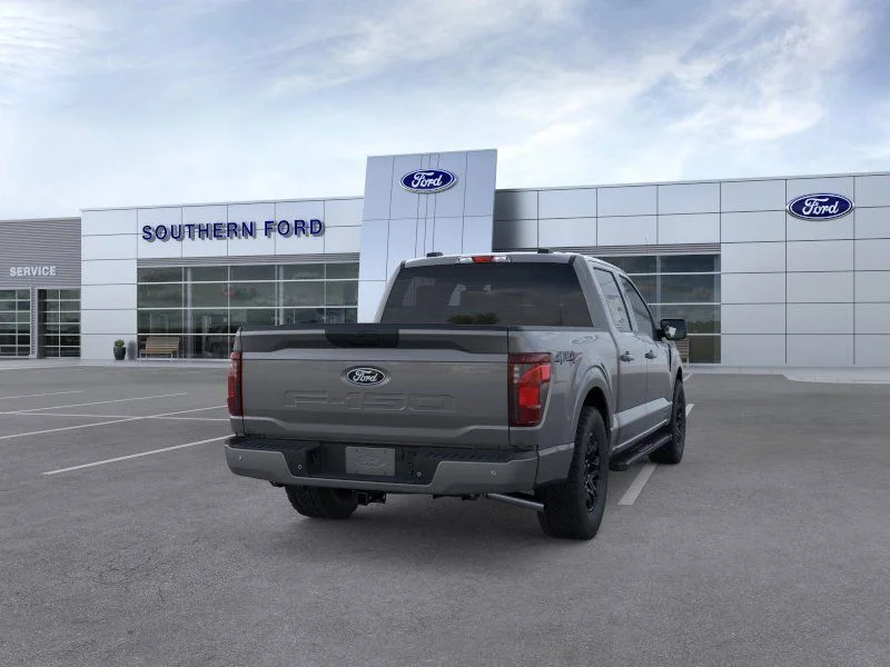 New 2026 Carbonized Gray Metallic Ford XLT image 5