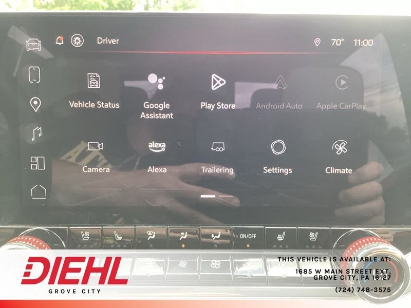 Used 2024 White GMC AT4X image 35