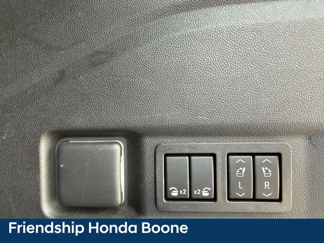Used 2021 Gray Chevrolet Premier image 48