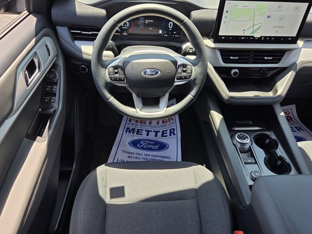 Used 2025 Black Ford Active image 7