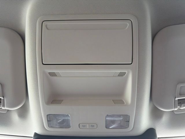 New 2026 Carbonized Gray Metallic Ford Outer Banks® image 38