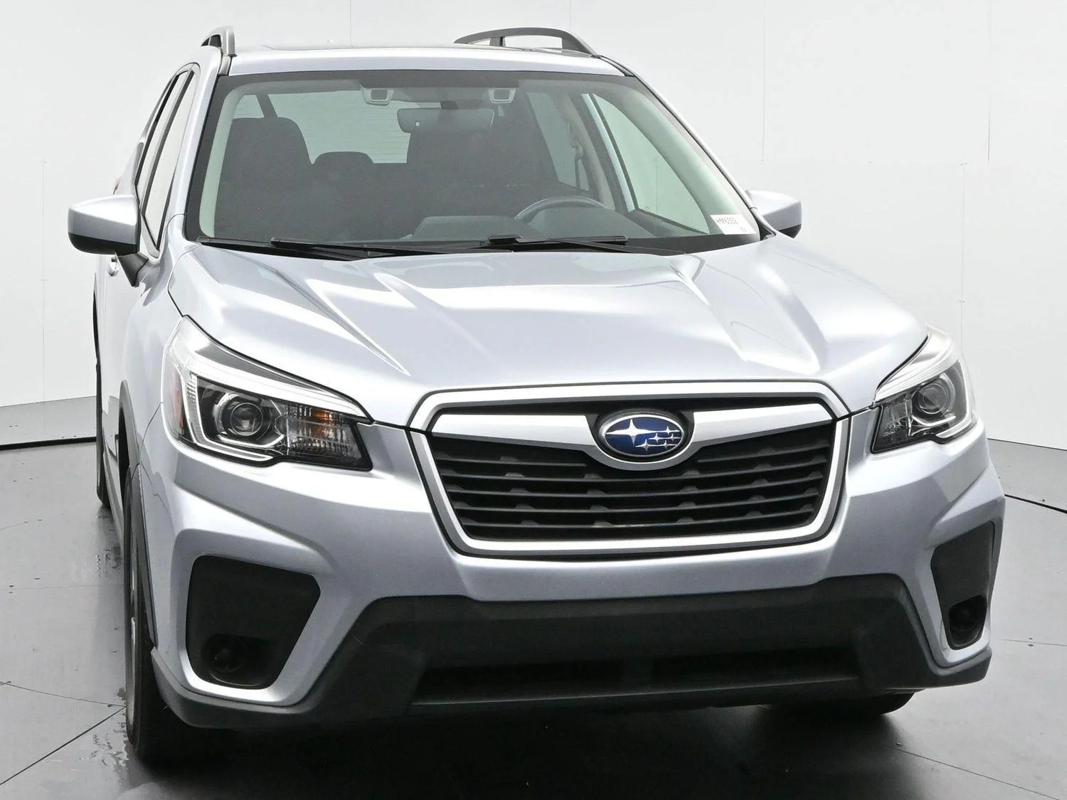 Used 2020 Ice Silver Metallic Subaru Premium image 2