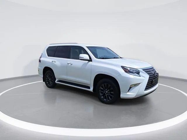 Used 2021  Lexus 460 image 2