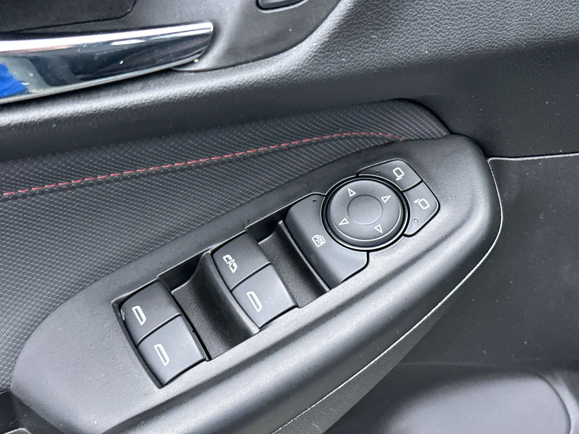 Used 2024 Green Chevrolet RS image 22