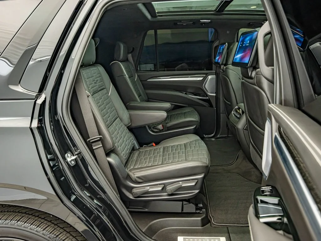 Used 2025 Black Raven Cadillac V-Series image 40