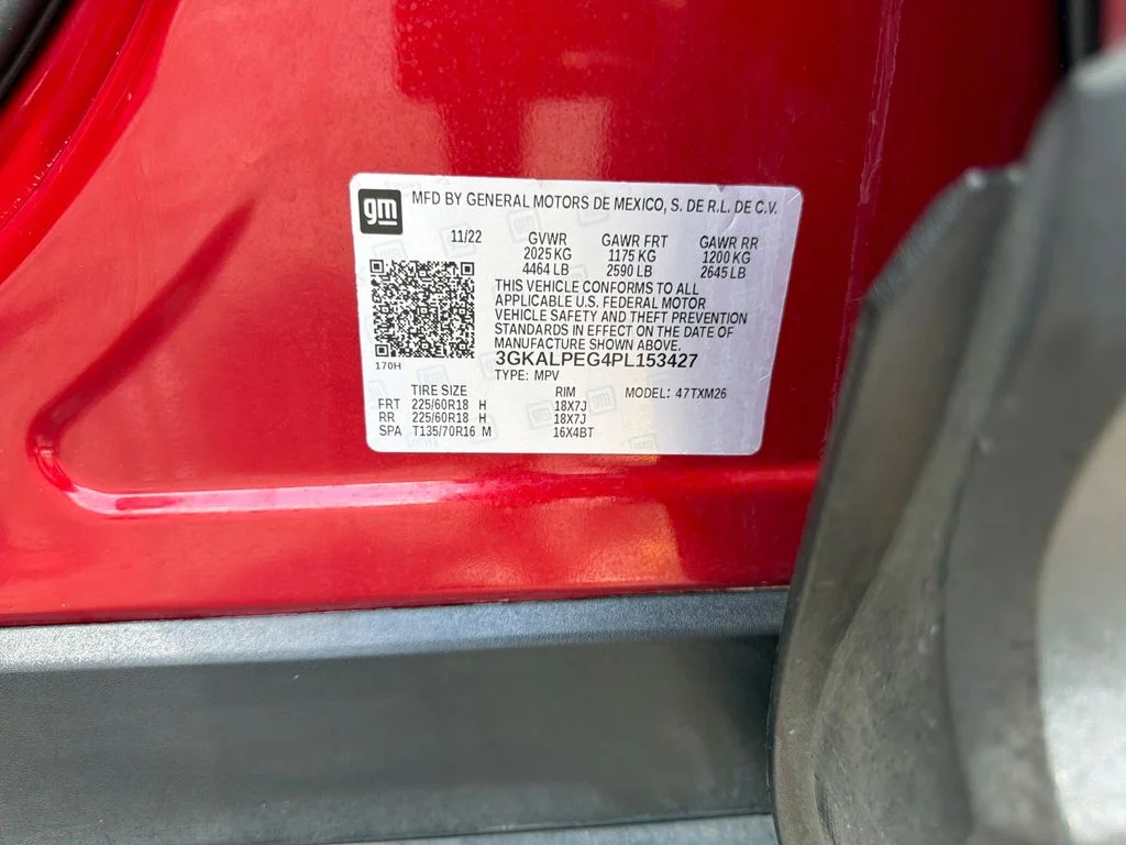 Used 2023 Volcanic Red Tintcoat GMC SLT image 28