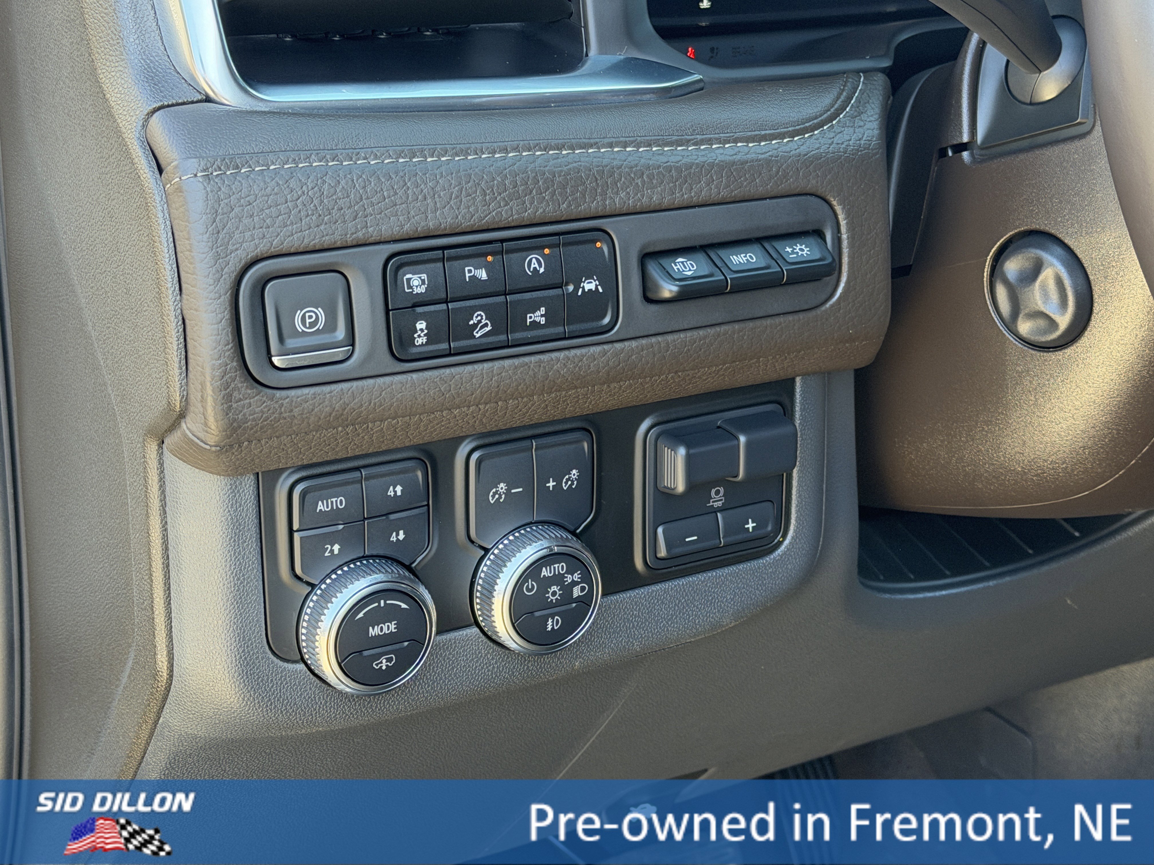 2023 GMC Yukon Denali - Photo 15
