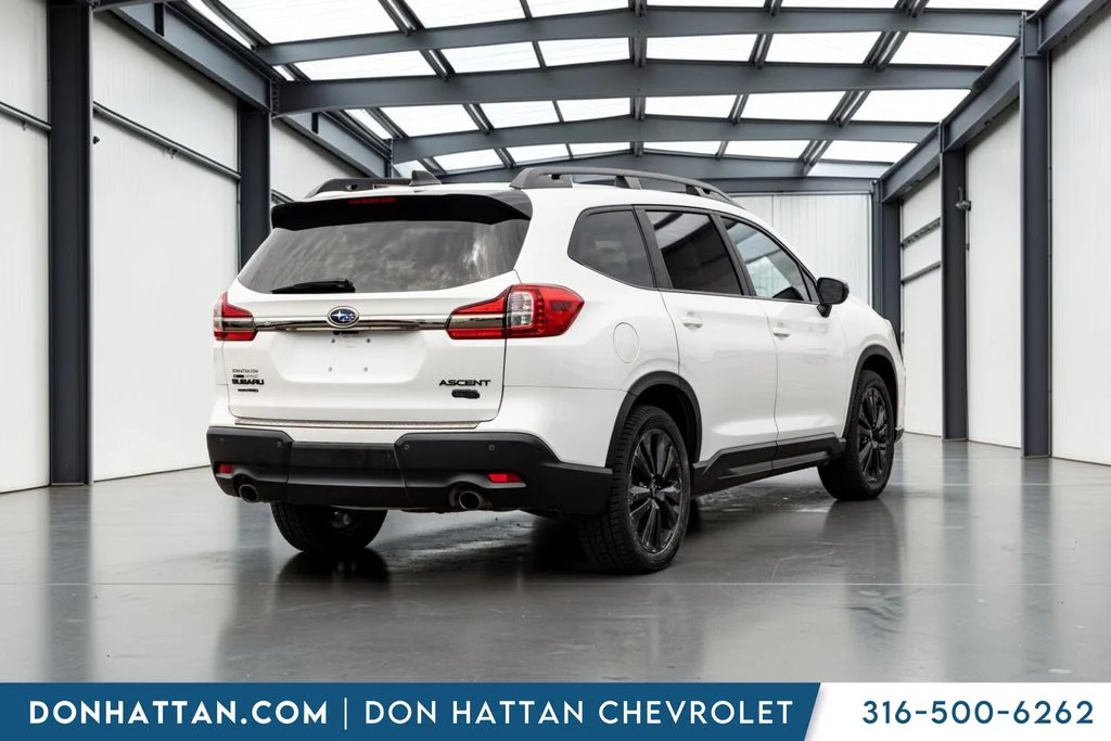 Used 2022 White Subaru Onyx Edition image 26