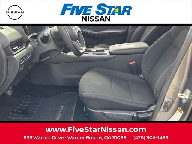 Used 2025 Gray Nissan S image 5