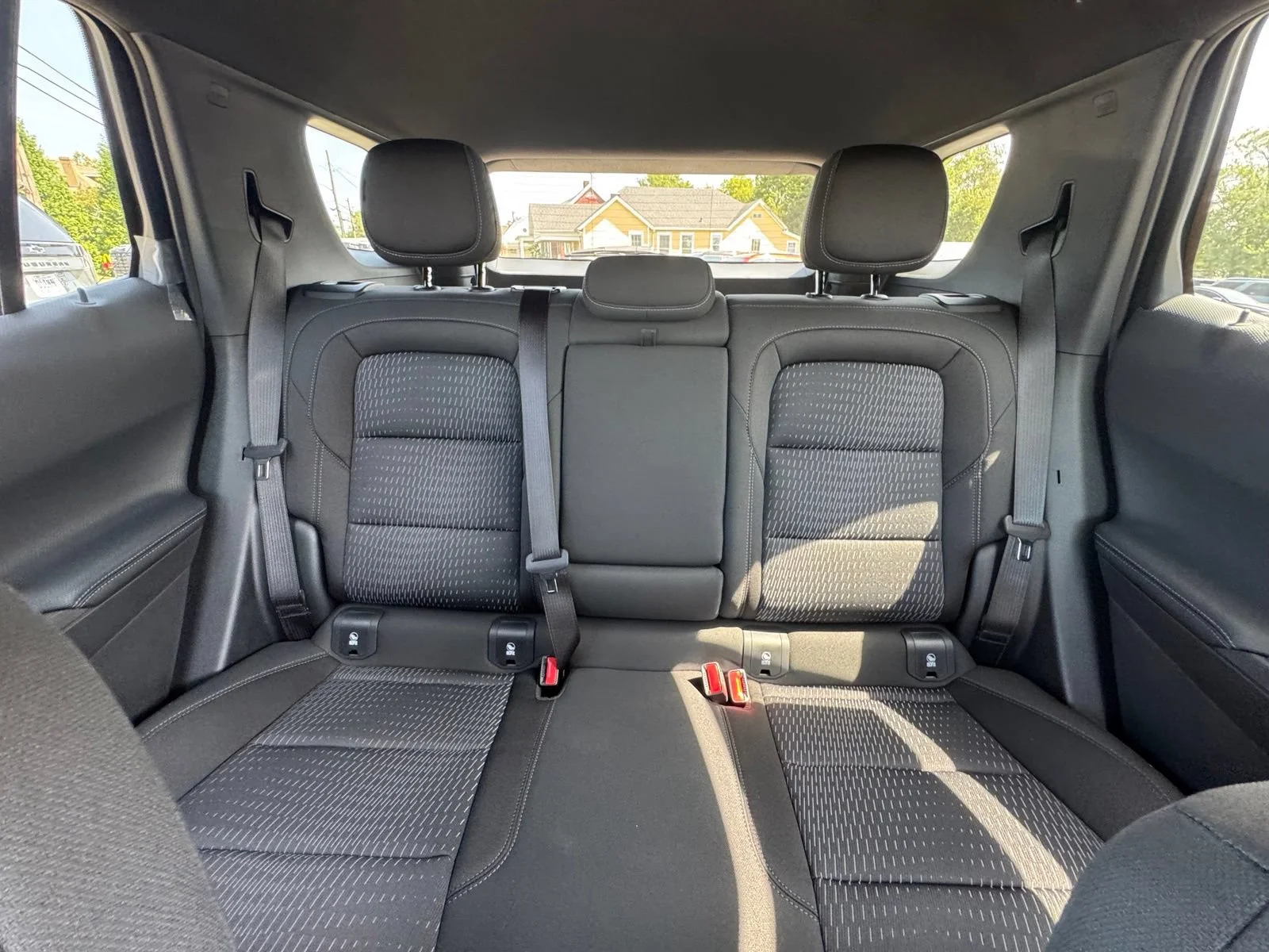 2027 Chevrolet Equinox LT - Photo 23