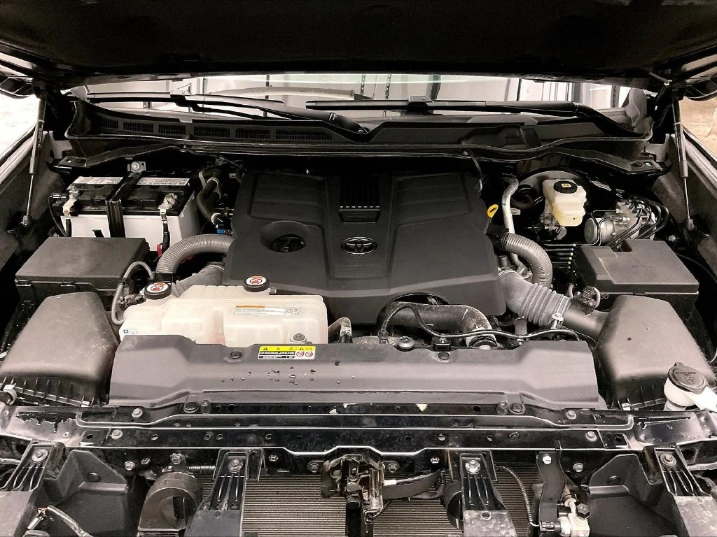 Used 2025 Black Toyota SR5 image 15