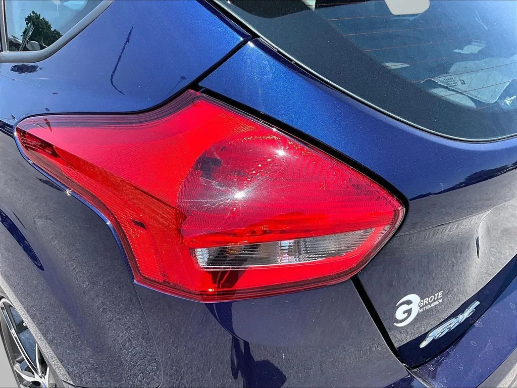 Used 2016 Blue Ford ST image 28