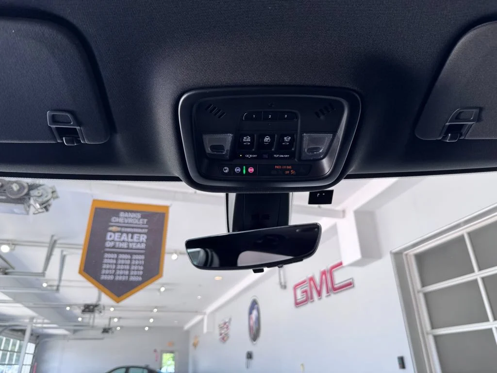2023 Chevrolet Traverse 3LT - Photo 28