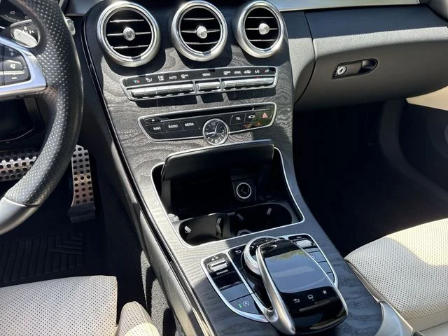 Used 2017  Mercedes-Benz C 300 image 20