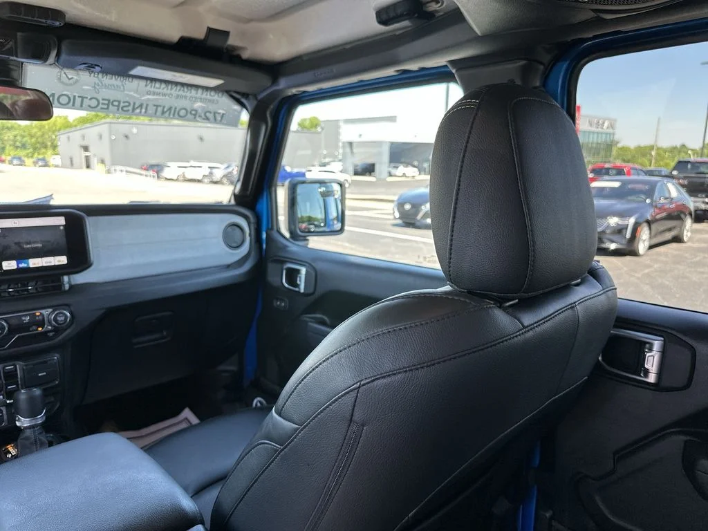 Used 2025 Blue Jeep Willys image 13