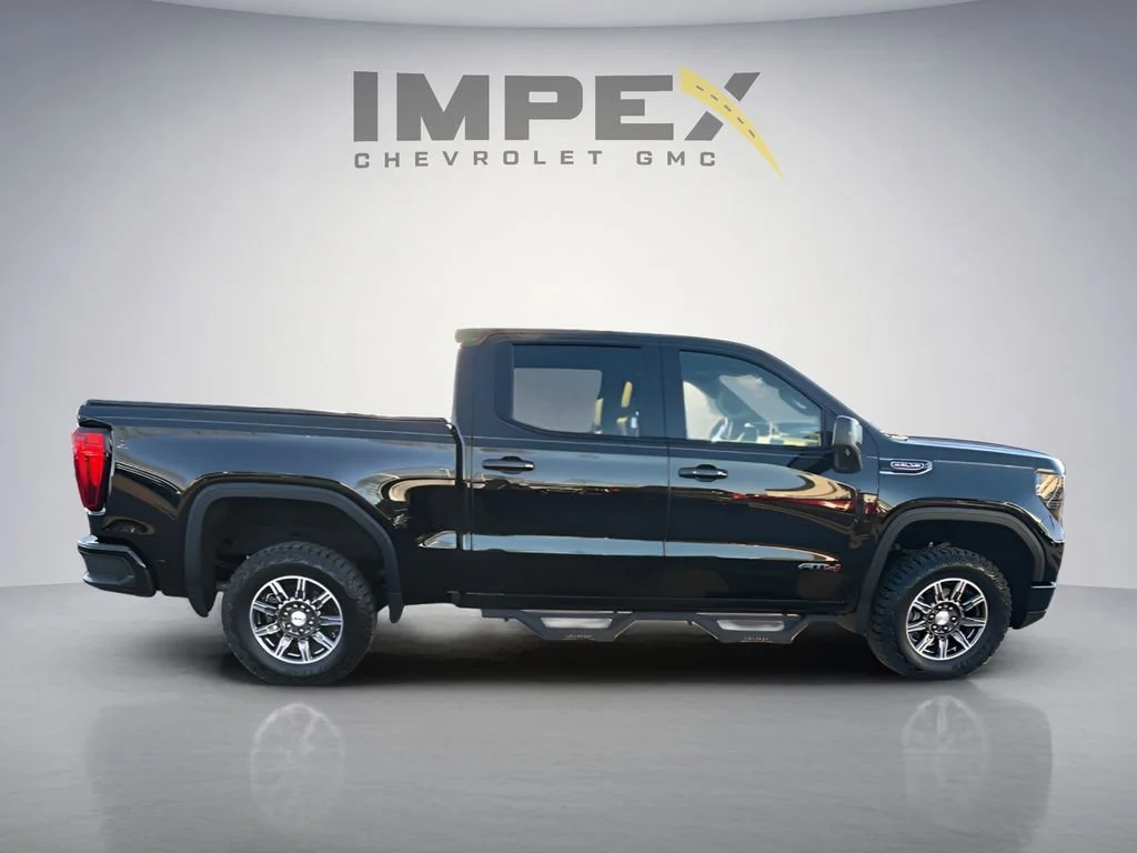 Used 2024 Onyx Black GMC AT4 image 7