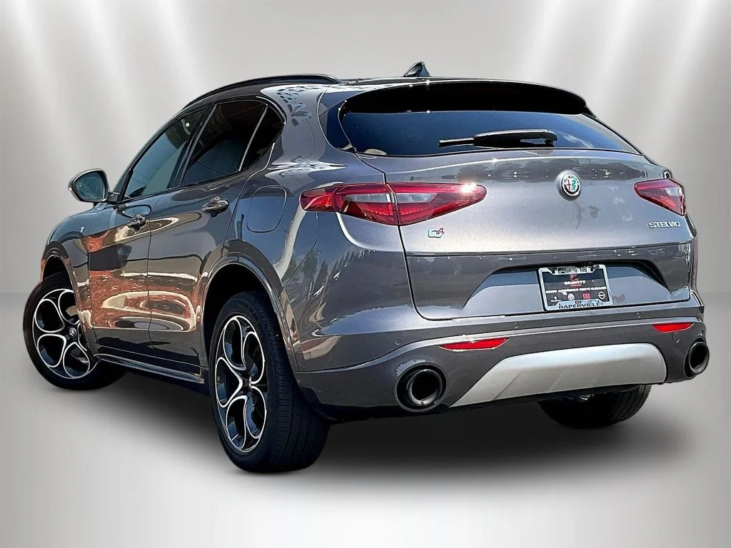 Used 2023 Gray Metallic Alfa Romeo Ti image 4