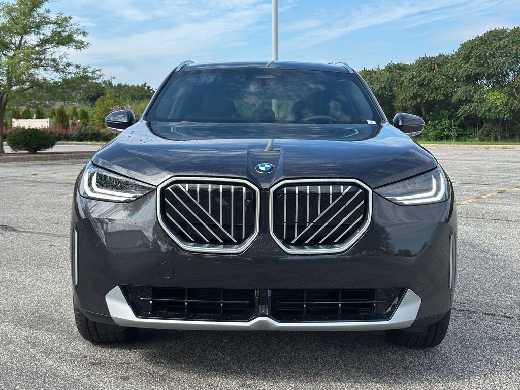 New 2026 Dark Graphite Metallic BMW 30 xDrive image 2