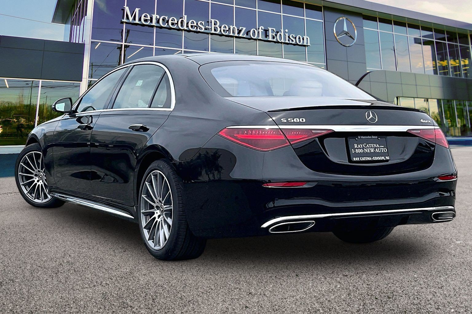 New 2026 Obsidian Black Metallic Mercedes-Benz S 580 image 16