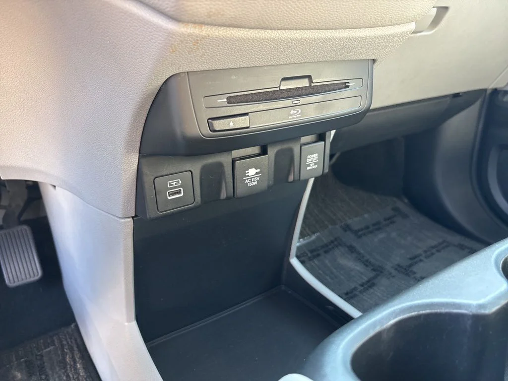 Used 2023 Gray Honda Touring image 24
