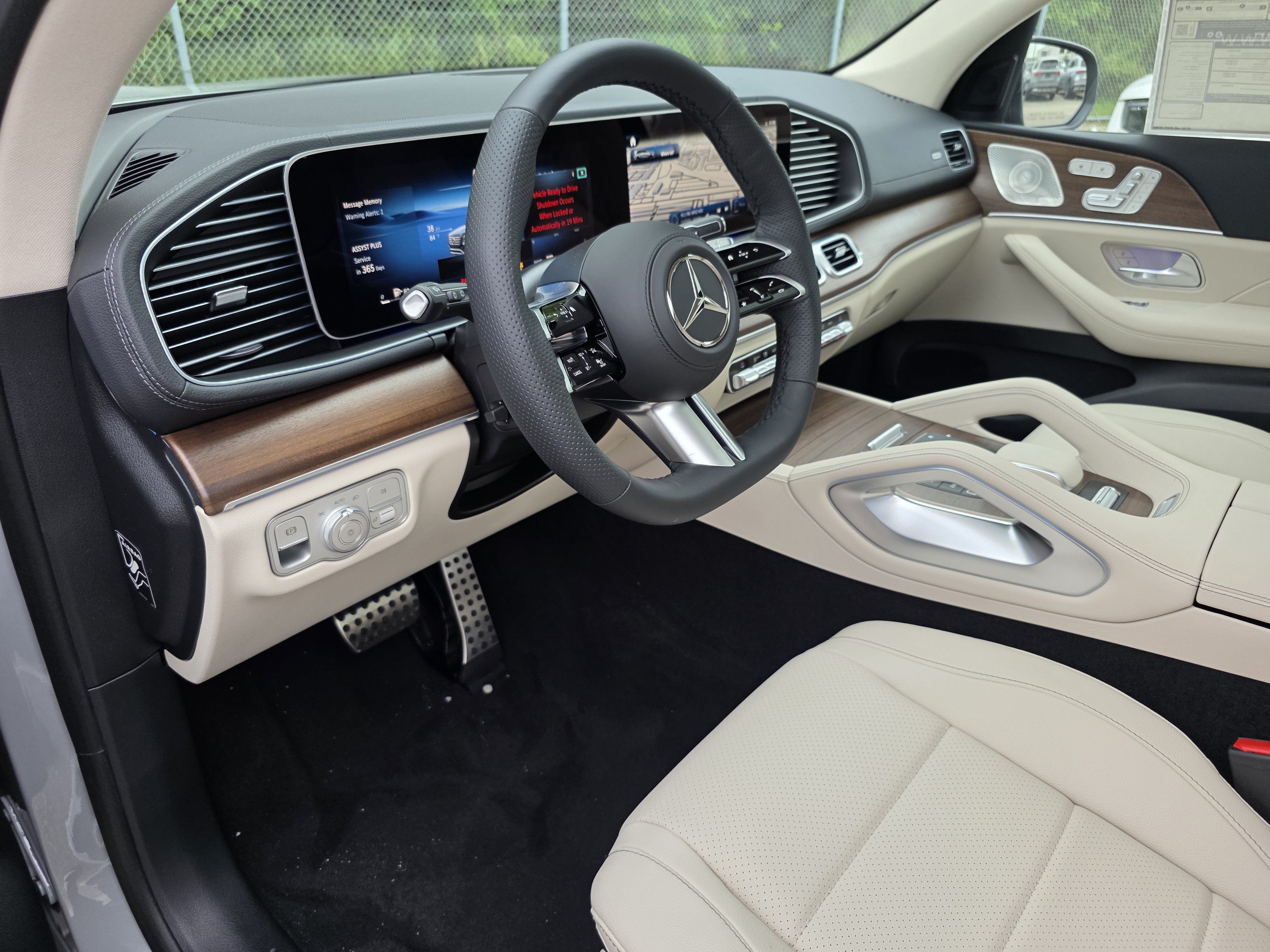 New 2026 MANUFAKTUR Alpine Grey Mercedes-Benz GLS 450 image 40