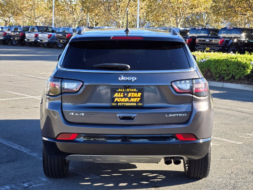 Used 2022 Gray Jeep Limited image 5