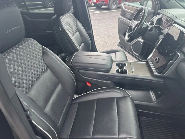 Used 2025 Black GMC Denali image 37