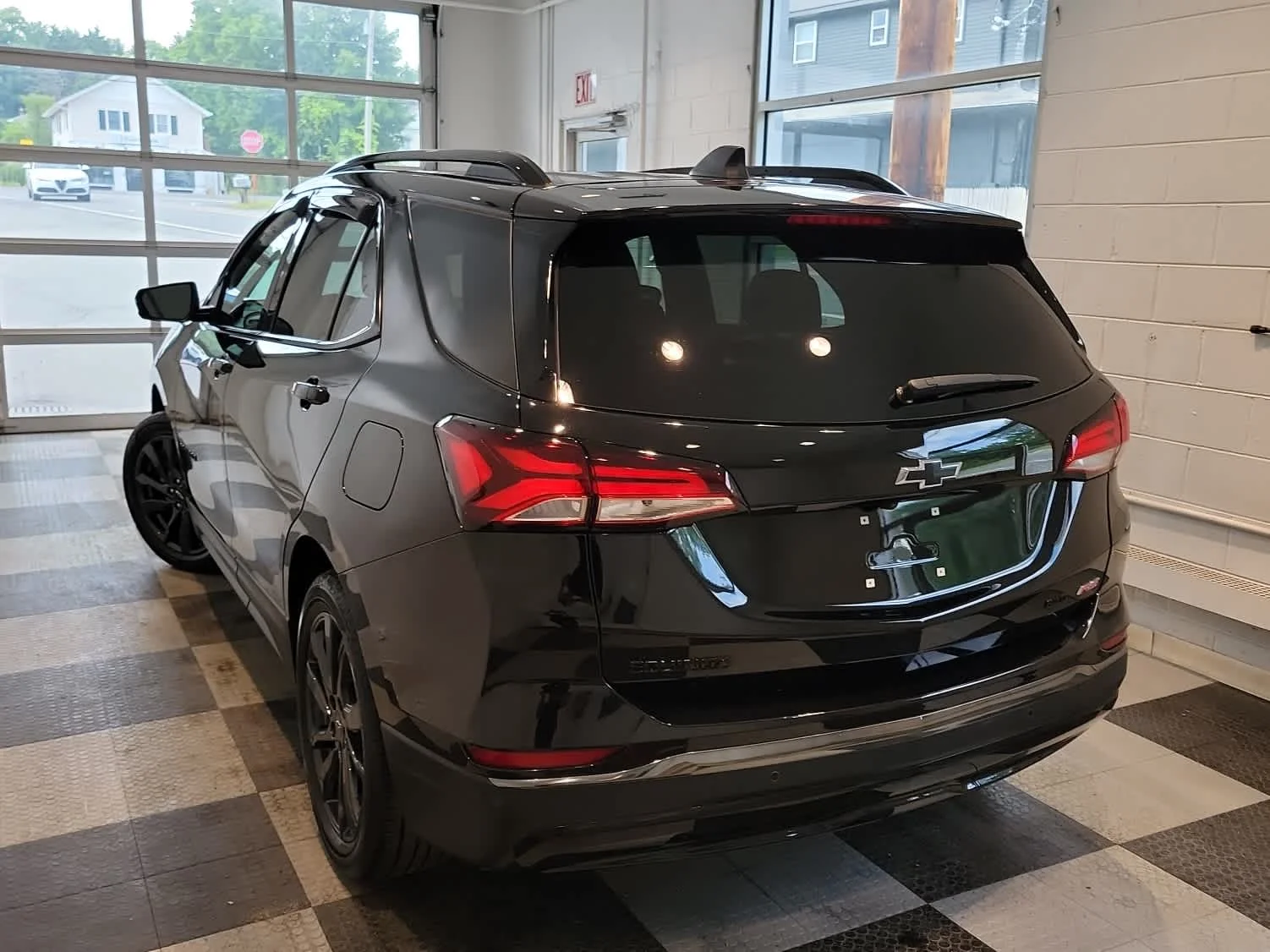 Used 2023 Mosaic Black Metallic Chevrolet RS image 3