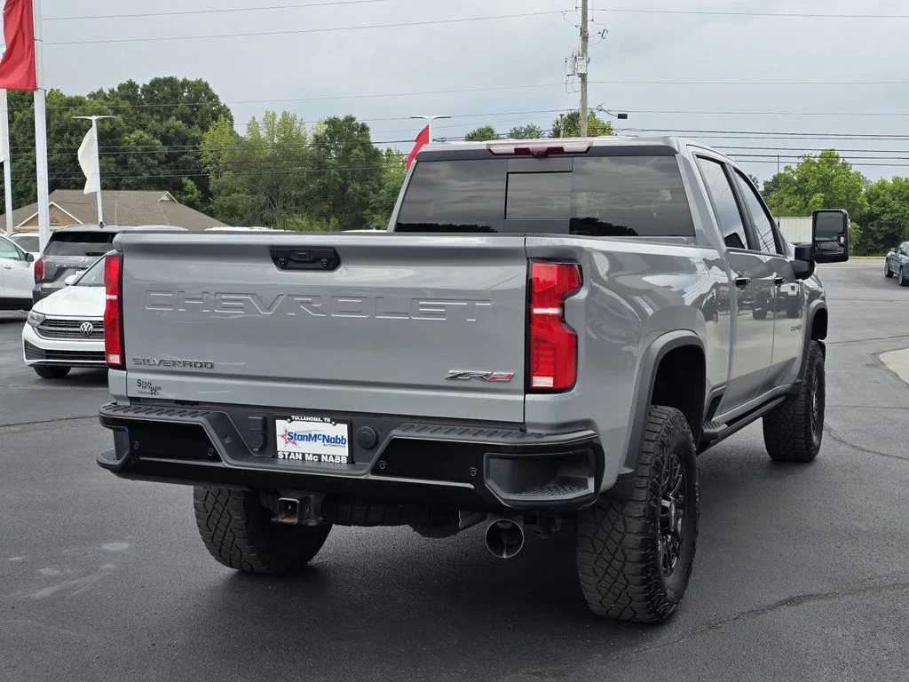 Used 2025 Slate Gray Metallic Chevrolet ZR2 image 8