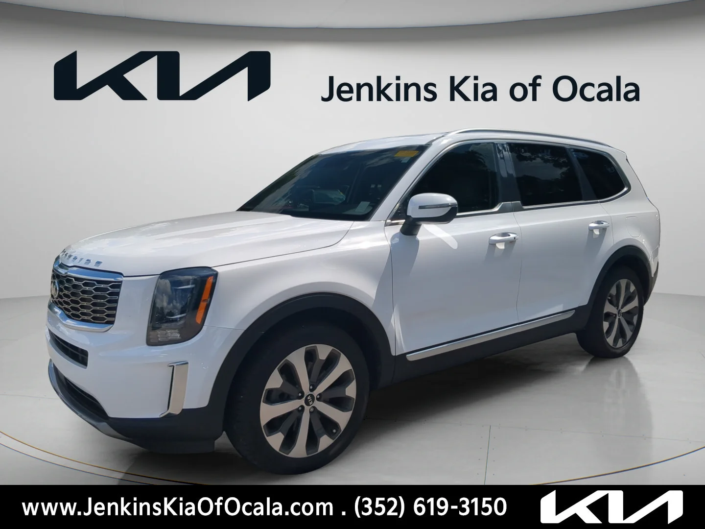 Used 2021 Glacial White Pearl Kia S image 8