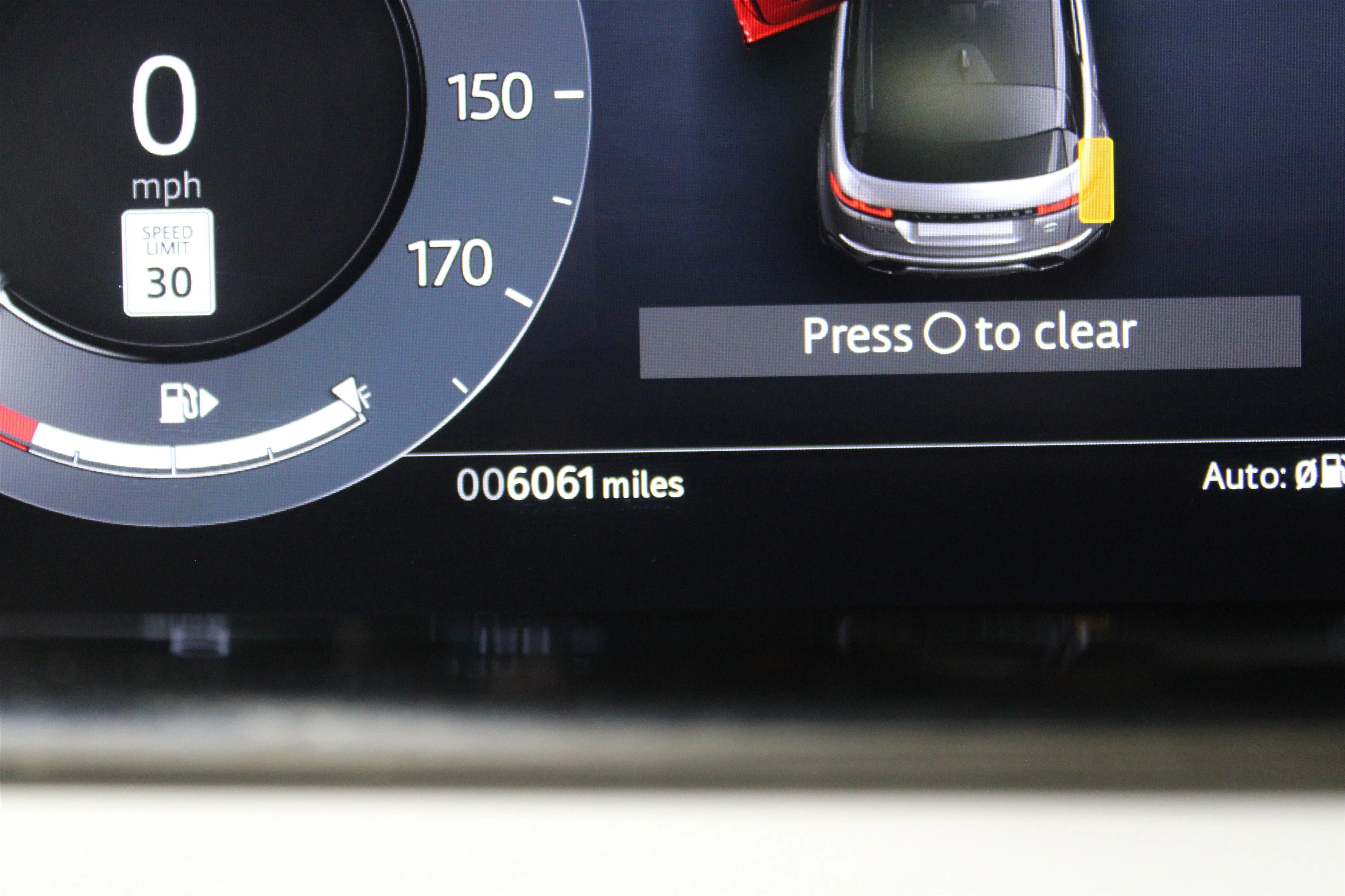 2024 Land Rover Range Rover Evoque Dynamic SE - Photo 11